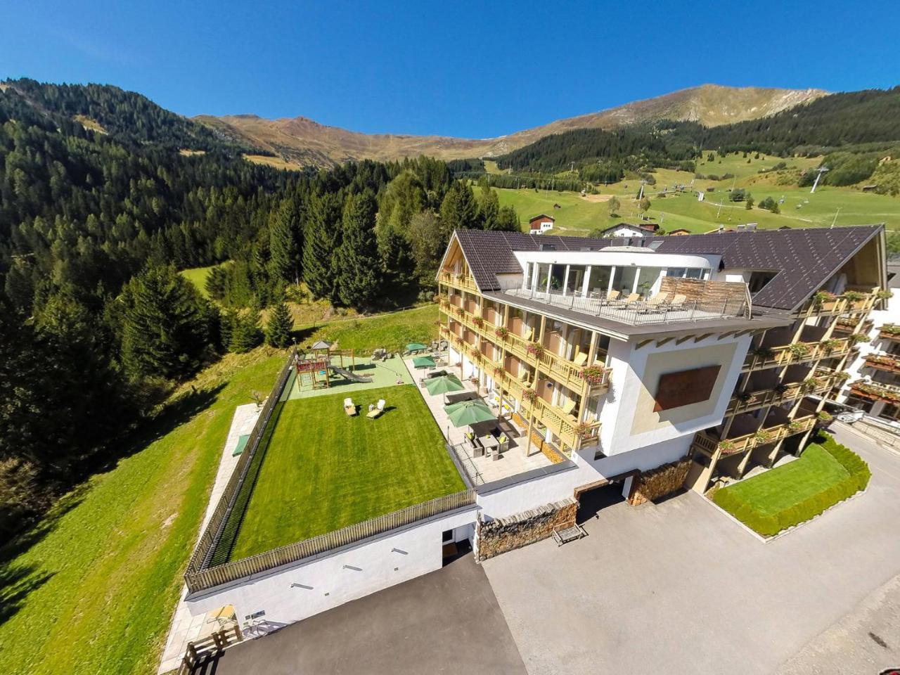 Natuerlich Hotel Mit Charakter Fiss Esterno foto